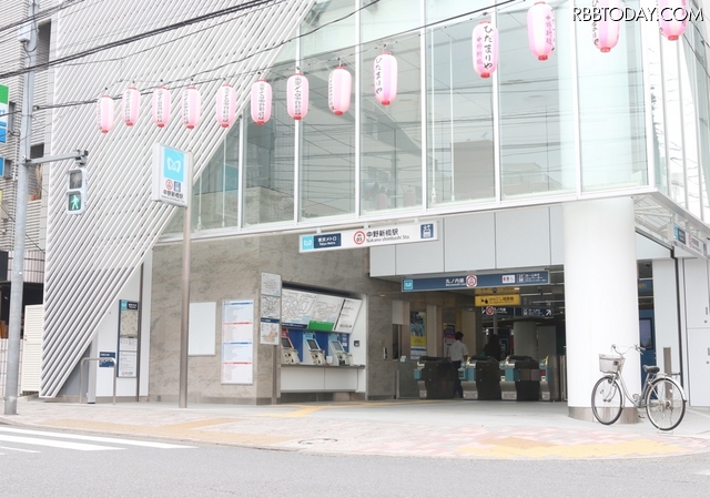 事件現場にほど近い中野新橋駅。周辺は昔ながらの商店を中心に構成されたどこか落ち着く街並みが広がる（撮影：防犯システム取材班）