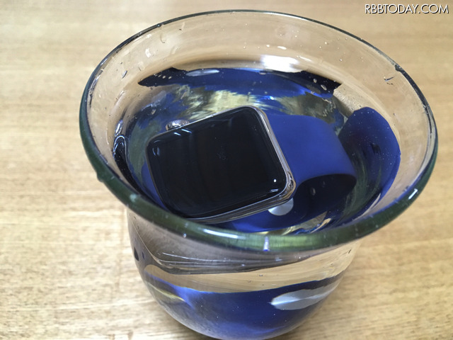 【Apple Watch Series 2レビュー Vol.2】防水ロック機能で水没しても全く問題なし！